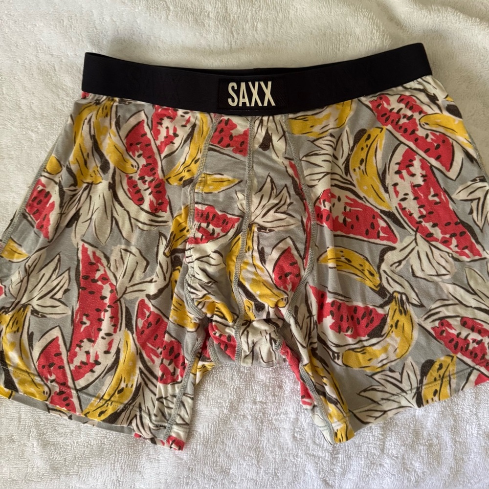 Saxx Ultra Boxer Brief, Soft with Fly, 5" inseam size medium watermelon bananas
